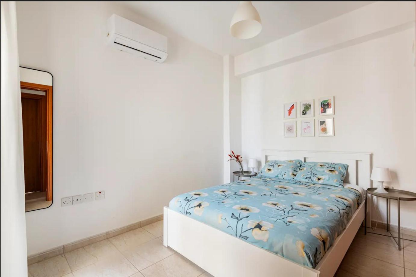 Top Floor Apartment City Center Larnaca Exterior photo