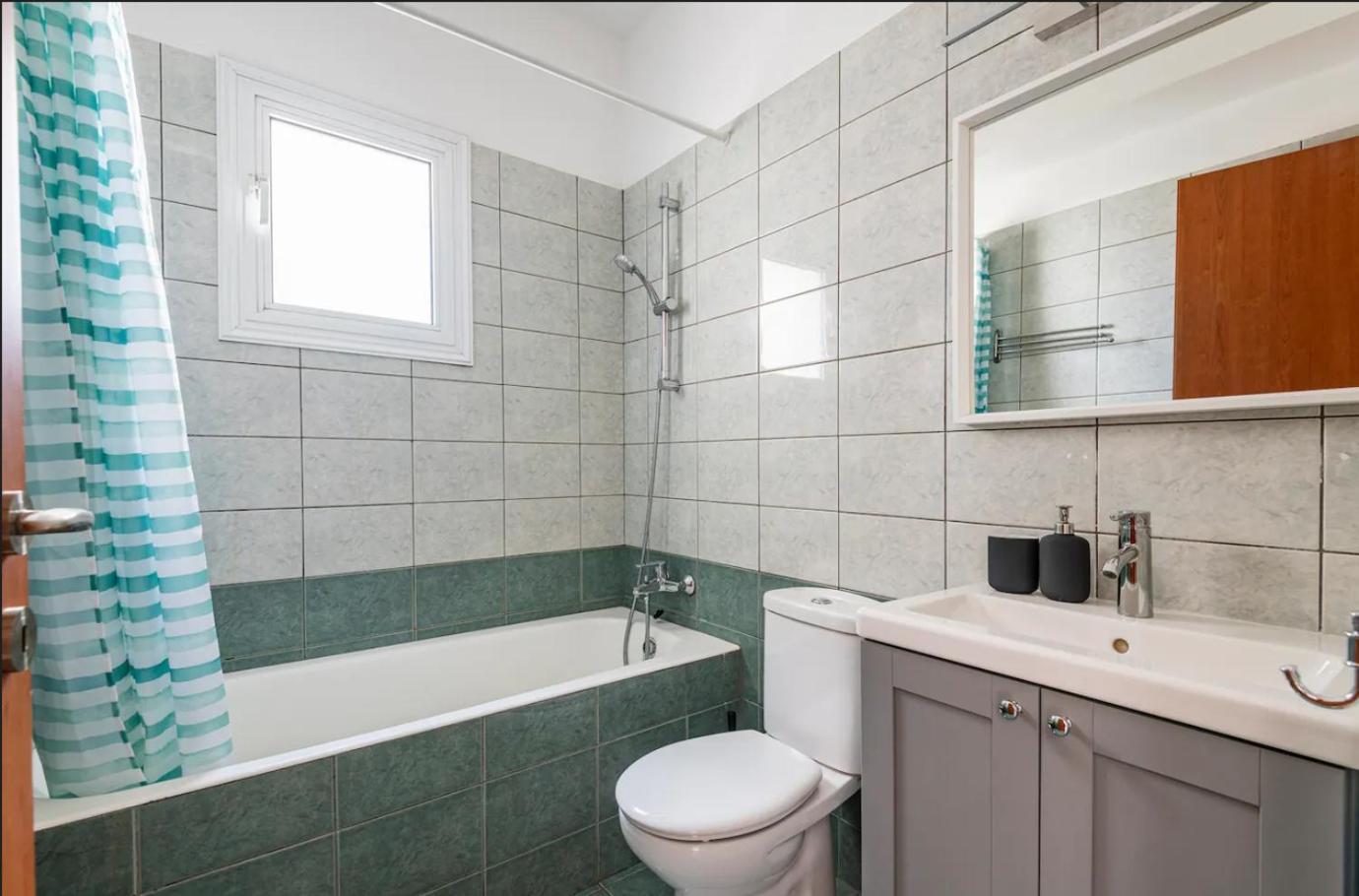 Top Floor Apartment City Center Larnaca Exterior photo